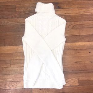 TH knit turtleneck sweater